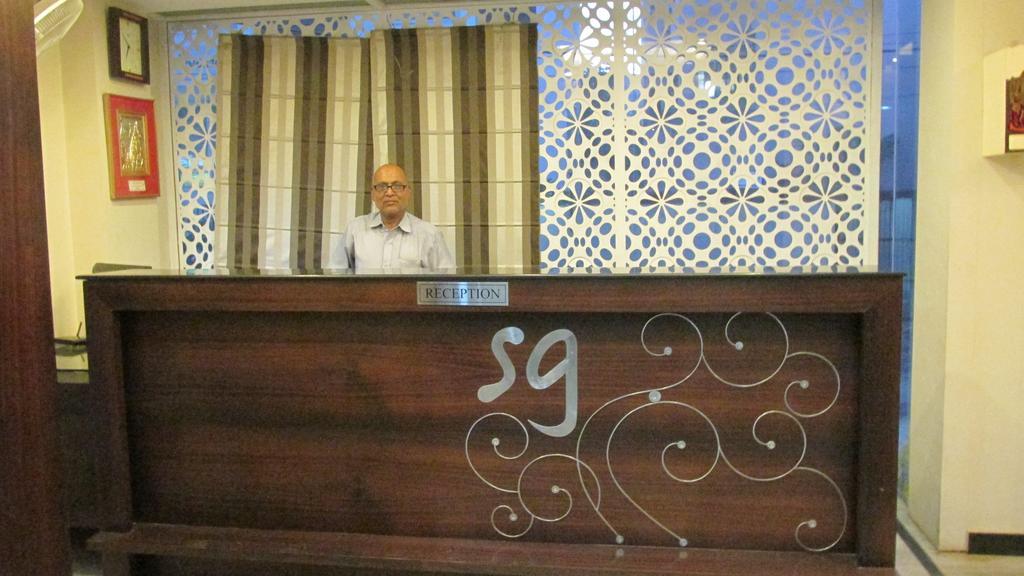 The Sapphire Grand Hotel Varanasi Exterior photo